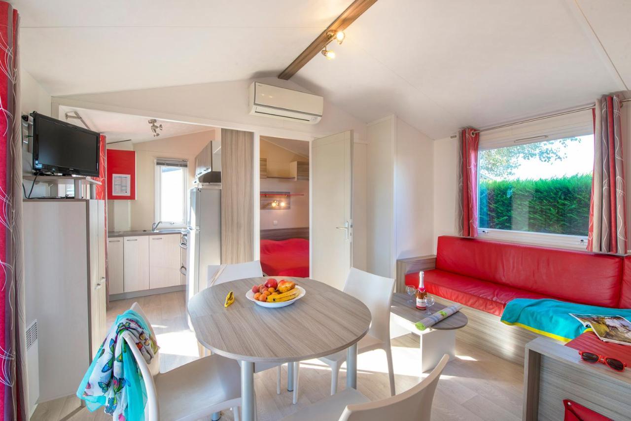 Camping L'Ocean Brem-Sur-Mer Bagian luar foto