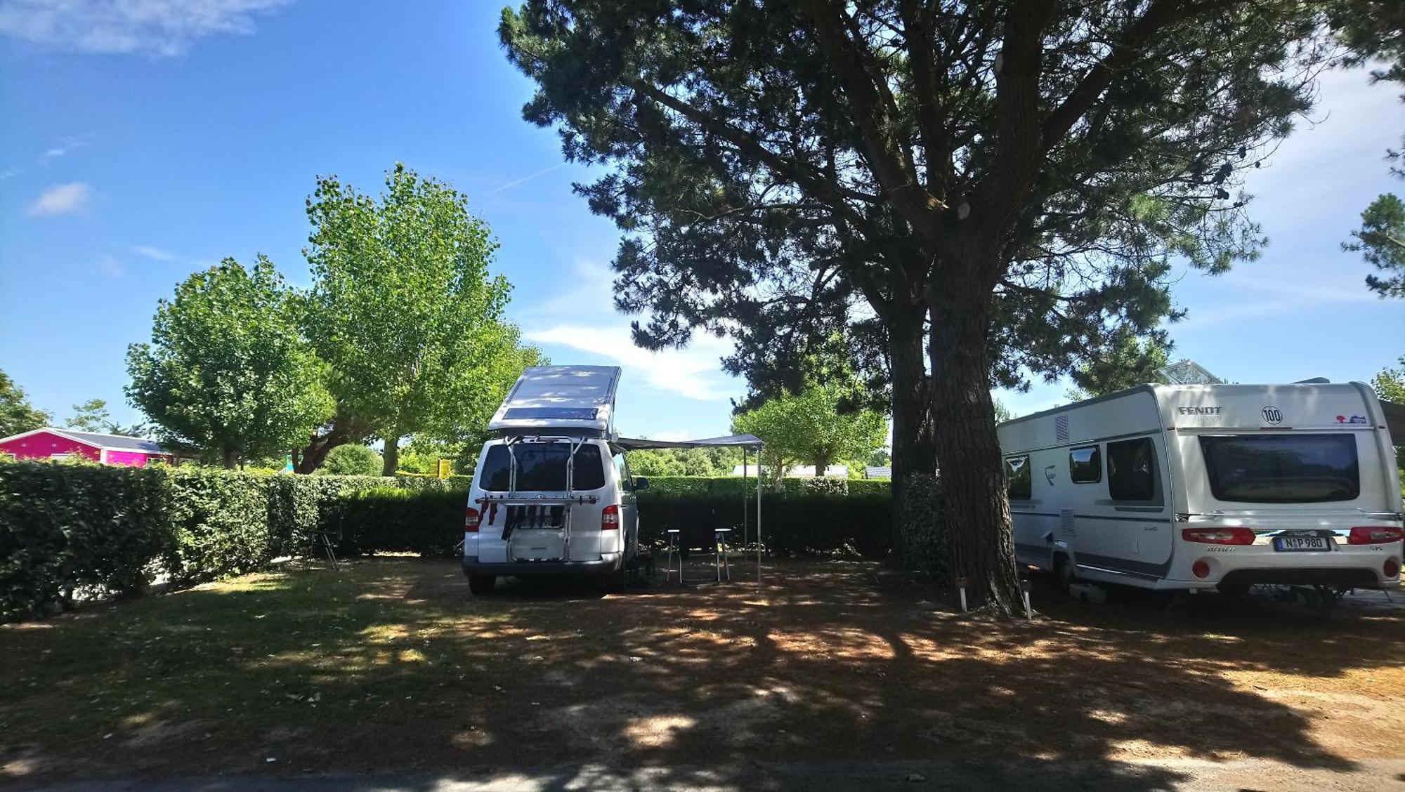 Camping L'Ocean Brem-Sur-Mer Bagian luar foto