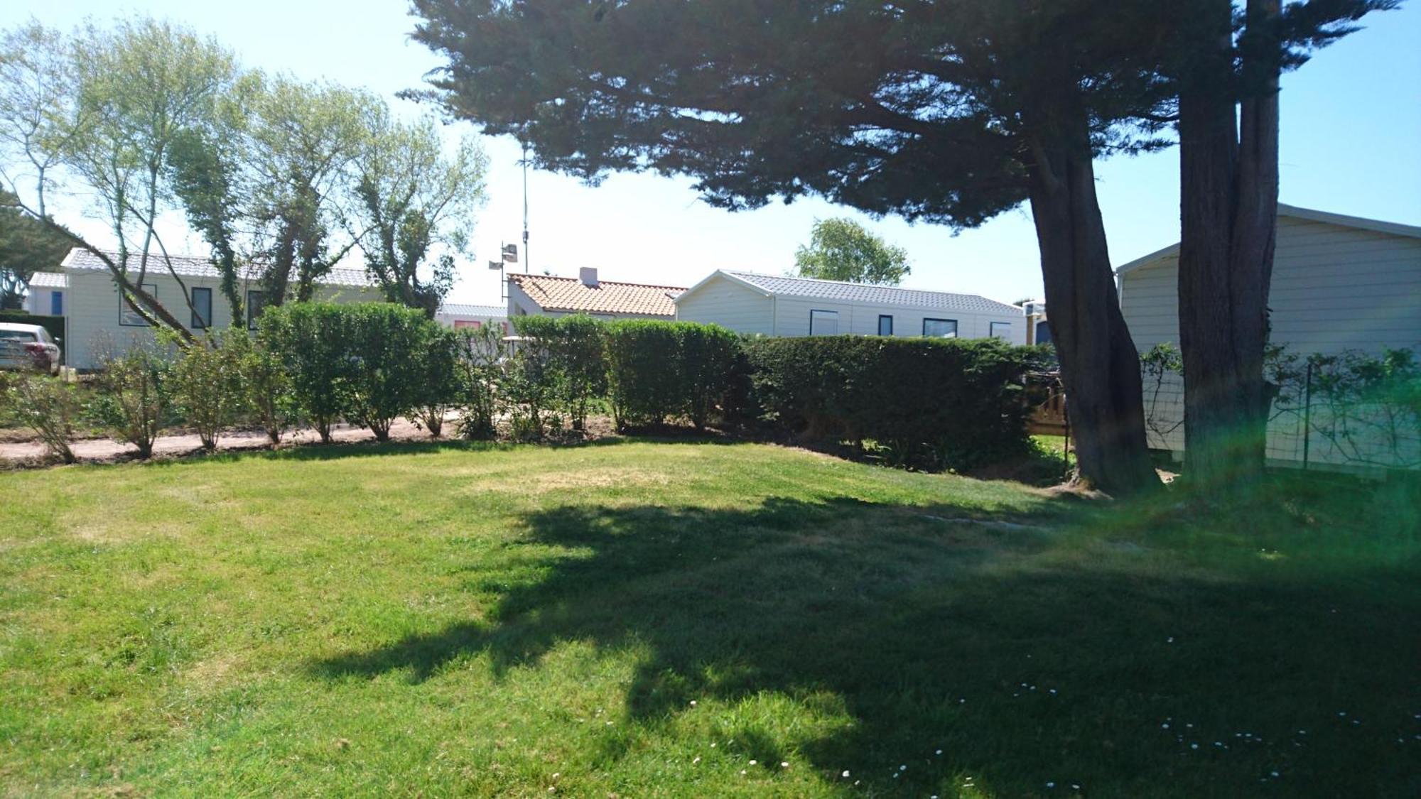 Camping L'Ocean Brem-Sur-Mer Bagian luar foto