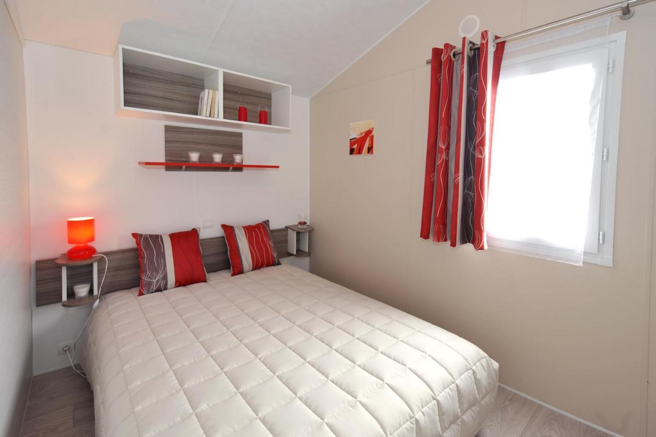 Camping L'Ocean Brem-Sur-Mer Bagian luar foto