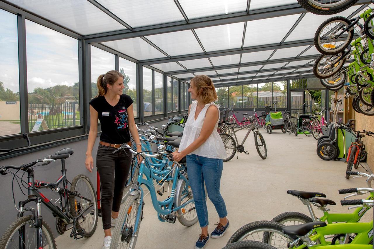Camping L'Ocean Brem-Sur-Mer Bagian luar foto